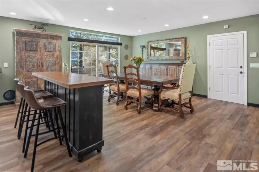 17215 Big Pine, Reno, Nevada 89511, 6 Bedrooms Bedrooms, ,5 BathroomsBathrooms,Residential,Residential,Big Pine,240013624