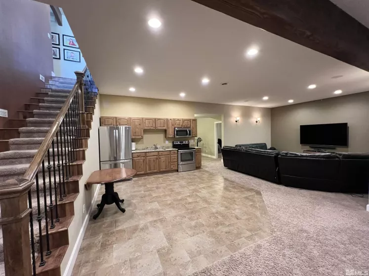 360 Jillian, Battle Mountain, Nevada 89820, 6 Bedrooms Bedrooms, ,6 BathroomsBathrooms,Residential,Residential,Jillian,240006352