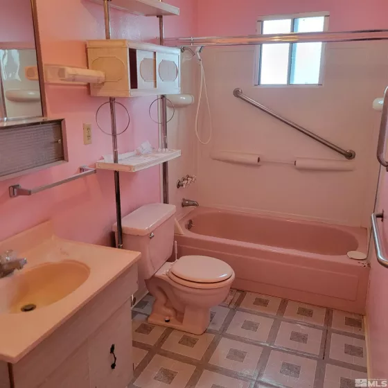 612 F, Hawthorne, Nevada 89415, 3 Bedrooms Bedrooms, ,2 BathroomsBathrooms,Residential,Residential,F,240007043