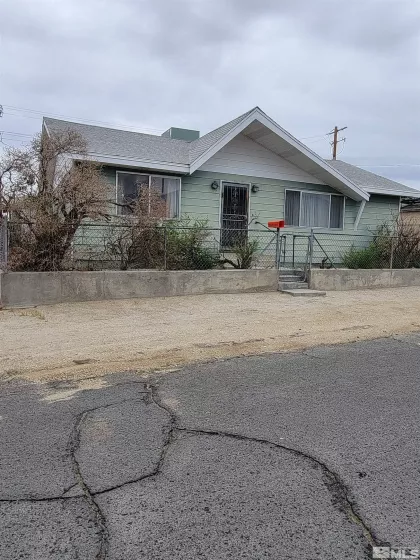 612 F, Hawthorne, Nevada 89415, 3 Bedrooms Bedrooms, ,2 BathroomsBathrooms,Residential,Residential,F,240007043