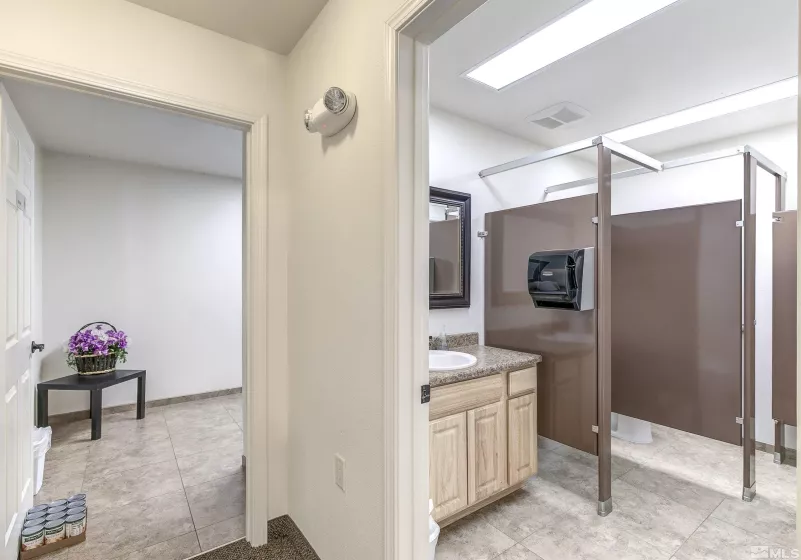 2705 Schurz, Fallon, Nevada 89406, ,Commercial Sale,Residential,Schurz,250003379