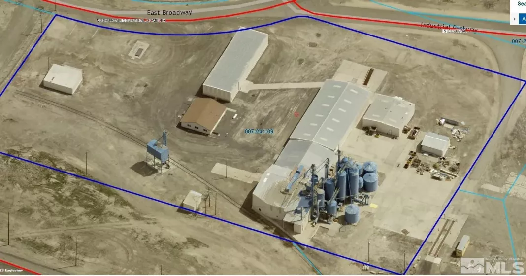 35 McDougal Industrial, Lovelock, Nevada 89419, ,Commercial Sale,Residential,McDougal Industrial,250002895