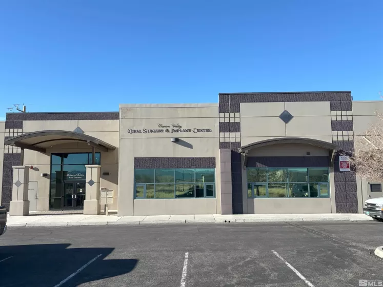 1516 Charlotte, Gardnerville, Nevada 89410, ,Commercial Lease,Manufactured,Charlotte,250003412