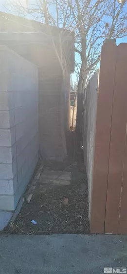 733 Wells, Reno, Nevada 89502, ,Commercial Sale,Residential,Wells,250001535
