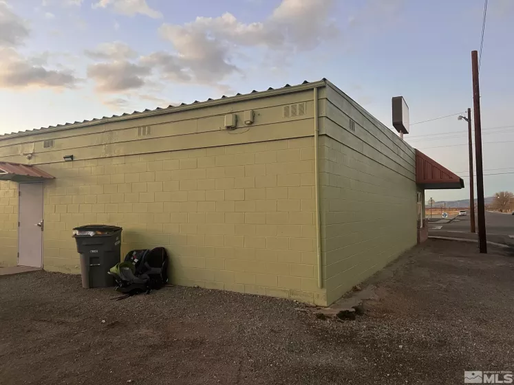 205-209 Goldfield, Yerington, Nevada 89447, ,Commercial Sale,Residential,Goldfield,250001678