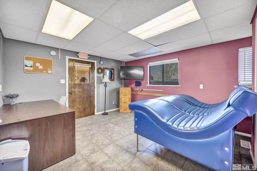 2 Newcombe, Yerington, Nevada 89447, ,Commercial Sale,Residential,Newcombe,240015072