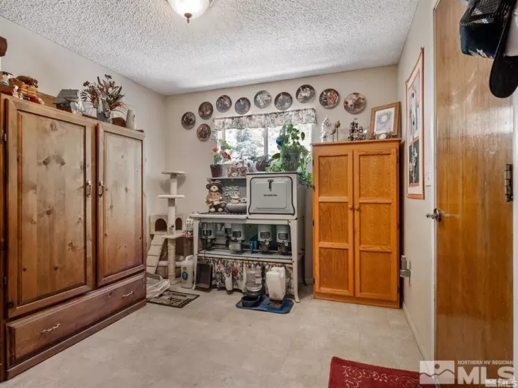 106705 US-395, Coleville, California 96107, ,Commercial Sale,Residential,US-395,240007617
