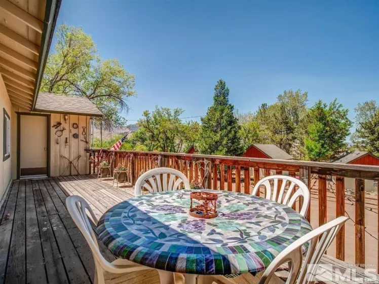 106705 US-395, Coleville, California 96107, ,Commercial Sale,Residential,US-395,240007617