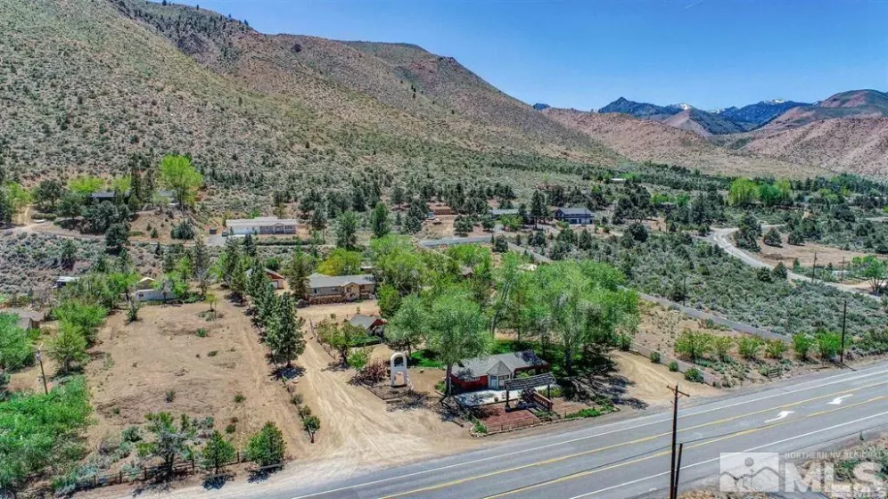 106705 US-395, Coleville, California 96107, ,Commercial Sale,Residential,US-395,240007617