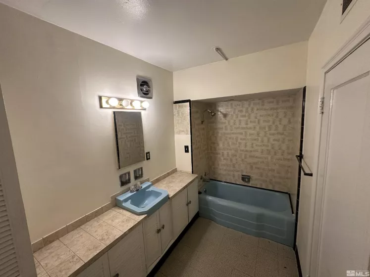 400 Minerva, Reno, Nevada 89503, ,Residential Income,Residential,Minerva,250003415