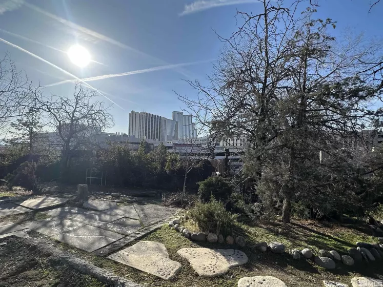 400 Minerva, Reno, Nevada 89503, ,Residential Income,Residential,Minerva,250003415