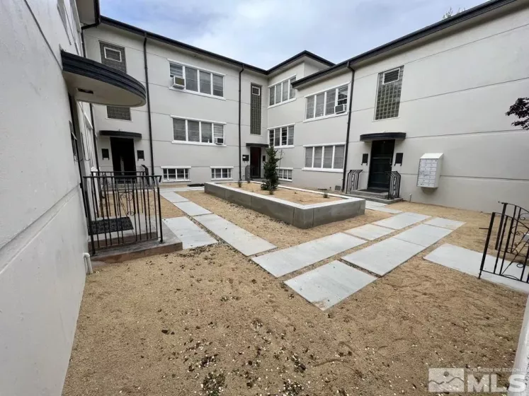 1045 Riverside, Reno, Nevada 89503, ,Commercial Sale,Residential,Riverside,250003918