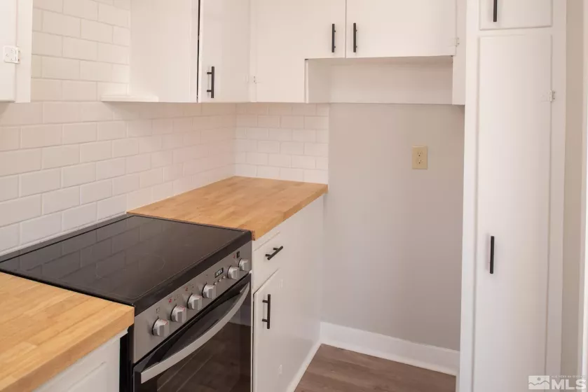 1045 Riverside, Reno, Nevada 89503, ,Commercial Sale,Residential,Riverside,250003918