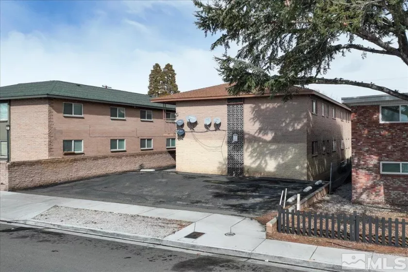 755 Moran, Reno, Nevada 89502, ,Commercial Sale,Residential,Moran,250002024