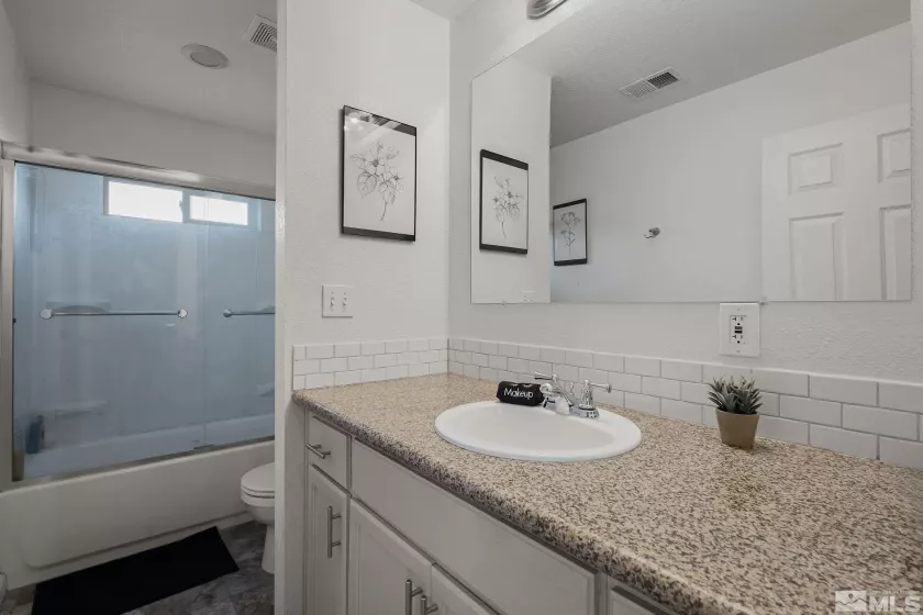 125 Caliente, Reno, Nevada 89509, ,Residential Income,Residential,Caliente,250001658