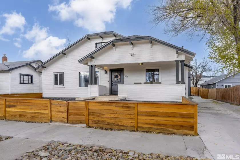 125 Caliente, Reno, Nevada 89509, ,Residential Income,Residential,Caliente,250001658