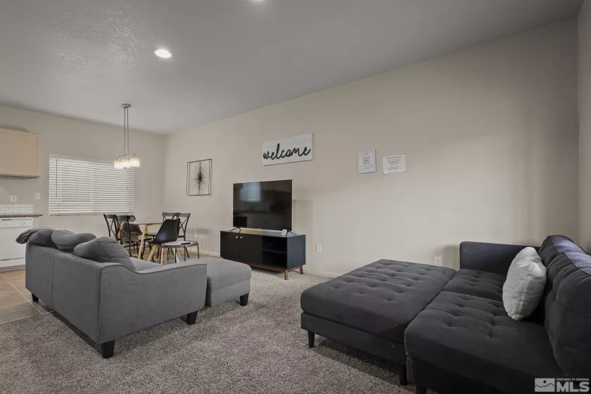 125 Caliente, Reno, Nevada 89509, ,Residential Income,Residential,Caliente,250001658