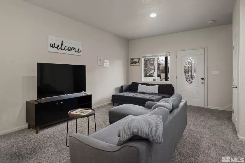 125 Caliente, Reno, Nevada 89509, ,Residential Income,Residential,Caliente,250001658