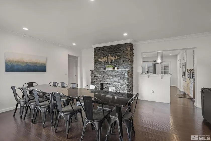 125 Caliente, Reno, Nevada 89509, ,Residential Income,Residential,Caliente,250001658
