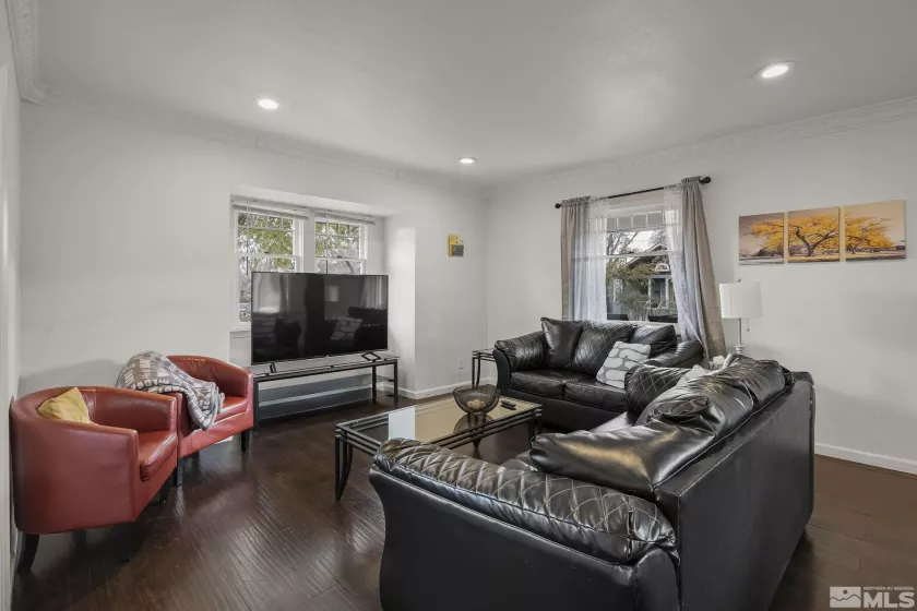 125 Caliente, Reno, Nevada 89509, ,Residential Income,Residential,Caliente,250001658