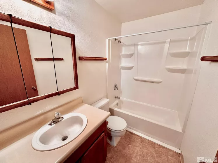 4985 7Th, Reno, Nevada 89503, 2 Bedrooms Bedrooms, ,2 BathroomsBathrooms,Residential,Residential,7Th,250004959