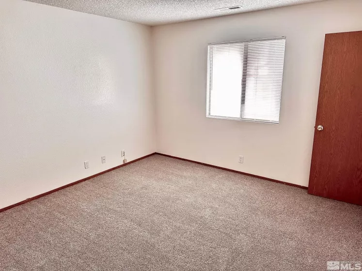 4985 7Th, Reno, Nevada 89503, 2 Bedrooms Bedrooms, ,2 BathroomsBathrooms,Residential,Residential,7Th,250004959