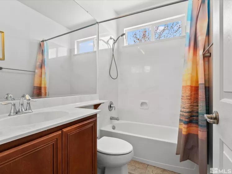 7730 Opal, Reno, Nevada 89506, 3 Bedrooms Bedrooms, ,2 BathroomsBathrooms,Residential,Residential,Opal,250005018