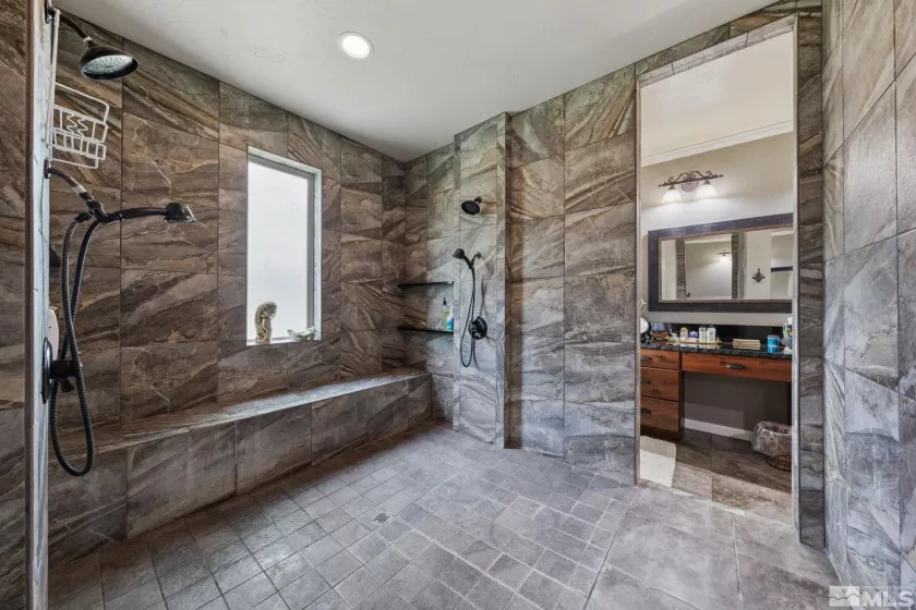 951 Riverview, Gardnerville, Nevada 89460, 5 Bedrooms Bedrooms, ,5 BathroomsBathrooms,Residential,Residential,Riverview,250004936