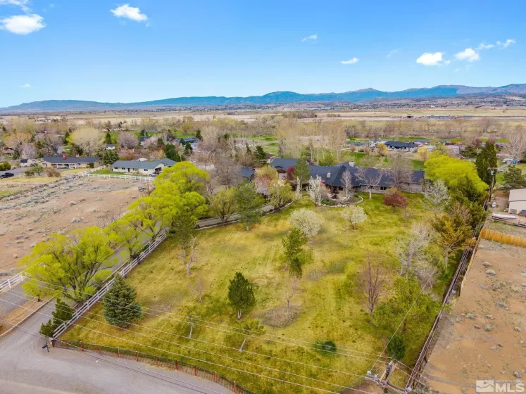 951 Riverview, Gardnerville, Nevada 89460, 5 Bedrooms Bedrooms, ,5 BathroomsBathrooms,Residential,Residential,Riverview,250004936