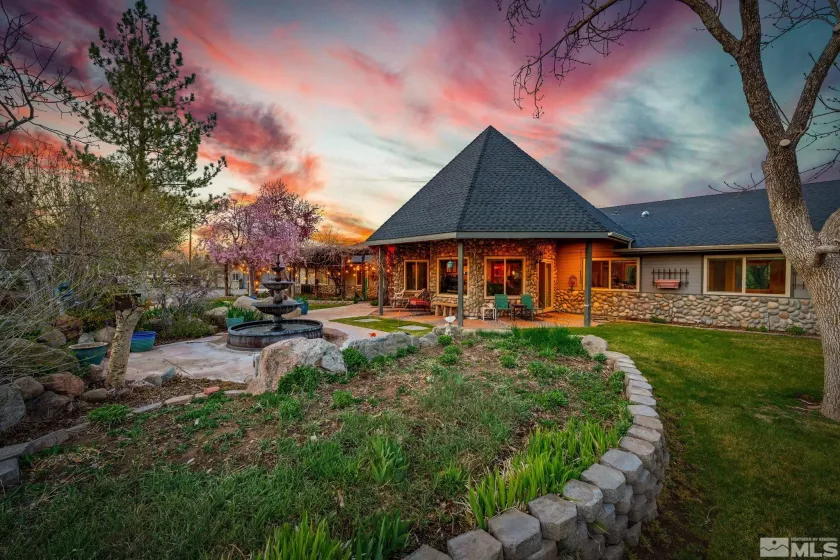 951 Riverview, Gardnerville, Nevada 89460, 5 Bedrooms Bedrooms, ,5 BathroomsBathrooms,Residential,Residential,Riverview,250004936