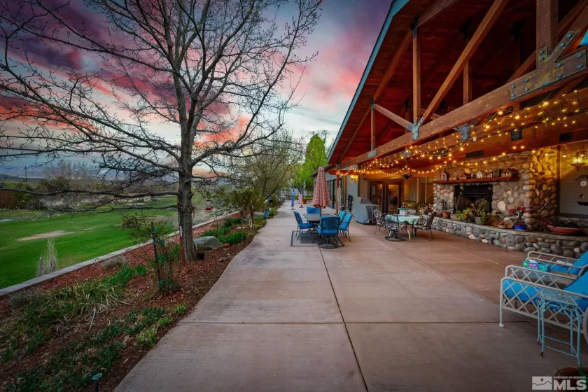 951 Riverview, Gardnerville, Nevada 89460, 5 Bedrooms Bedrooms, ,5 BathroomsBathrooms,Residential,Residential,Riverview,250004936