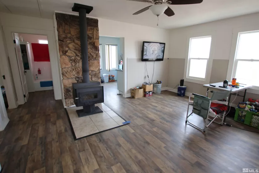 665 C, Hawthorne, Nevada 89415, 2 Bedrooms Bedrooms, ,1 BathroomBathrooms,Residential,Residential,C,250004932