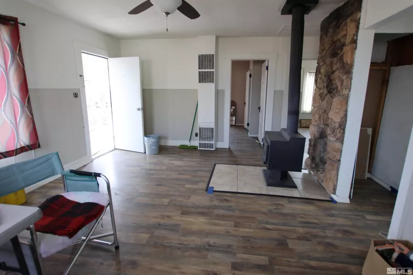 665 C, Hawthorne, Nevada 89415, 2 Bedrooms Bedrooms, ,1 BathroomBathrooms,Residential,Residential,C,250004932