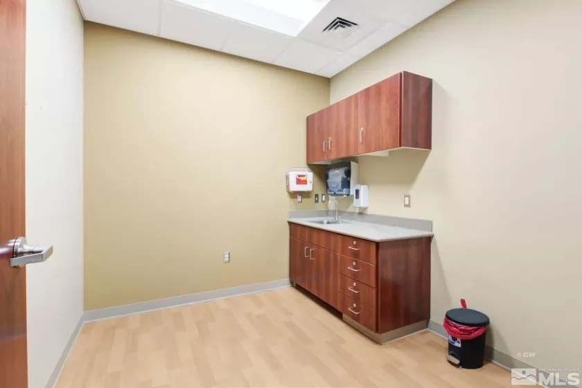 2003 Errecart, Elko, Nevada 89801, ,Commercial Sale,Residential,Errecart,240004088