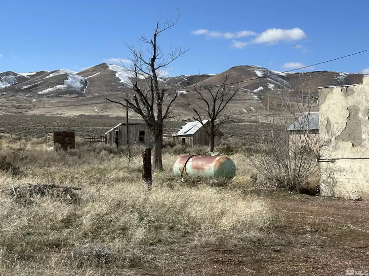 5975 US Highway 95, Winnemucca, Nevada 89445, ,Commercial Sale,Residential,US Highway 95,240002476
