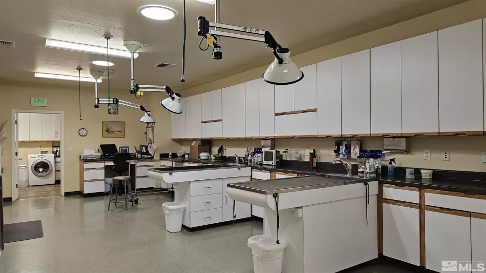 405 Main, Yerington, Nevada 89447, ,Commercial Sale,Residential,Main,230008494