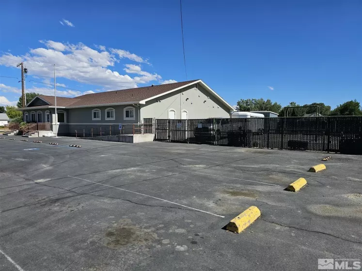 405 Main, Yerington, Nevada 89447, ,Commercial Sale,Residential,Main,230008494