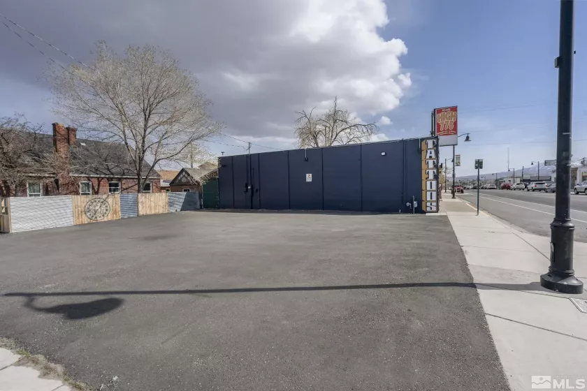 1110 Well, Reno, Nevada 89502, ,Commercial Sale,Residential,Well,230003564