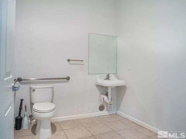415 Highway 95A, Fernley, Nevada 89408, ,Commercial Sale,Residential,Highway 95A,200006600