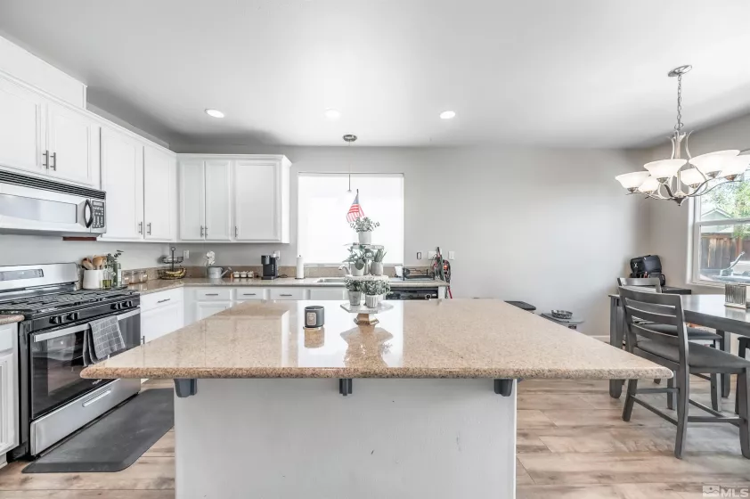 5441 Siltstone, Sparks, Nevada 89436, 3 Bedrooms Bedrooms, ,2 BathroomsBathrooms,Residential,Residential,Siltstone,250006216