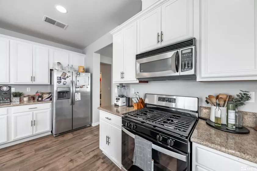 5441 Siltstone, Sparks, Nevada 89436, 3 Bedrooms Bedrooms, ,2 BathroomsBathrooms,Residential,Residential,Siltstone,250006216