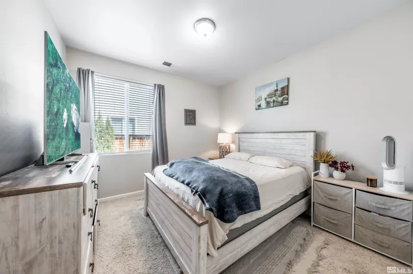 5441 Siltstone, Sparks, Nevada 89436, 3 Bedrooms Bedrooms, ,2 BathroomsBathrooms,Residential,Residential,Siltstone,250006216