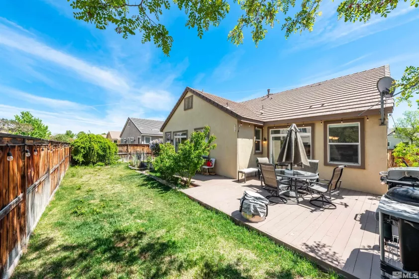 5441 Siltstone, Sparks, Nevada 89436, 3 Bedrooms Bedrooms, ,2 BathroomsBathrooms,Residential,Residential,Siltstone,250006216