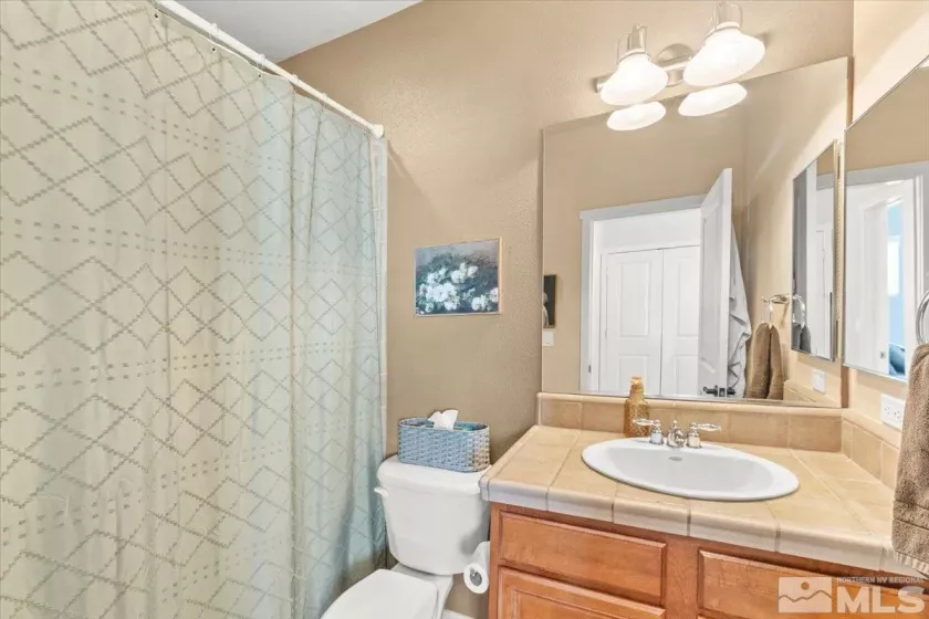 1323 Par Three, Sparks, Nevada 89436, 2 Bedrooms Bedrooms, ,2 BathroomsBathrooms,Residential,Residential,Par Three,250005041
