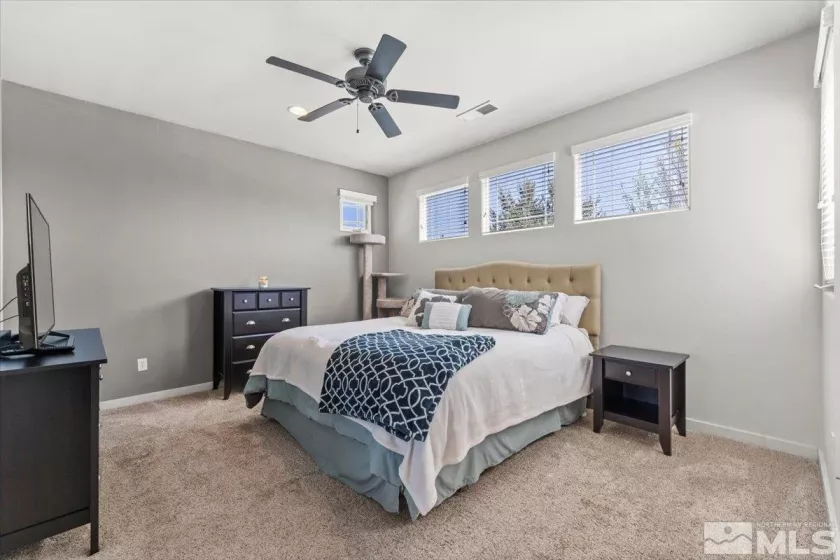 1323 Par Three, Sparks, Nevada 89436, 2 Bedrooms Bedrooms, ,2 BathroomsBathrooms,Residential,Residential,Par Three,250005041