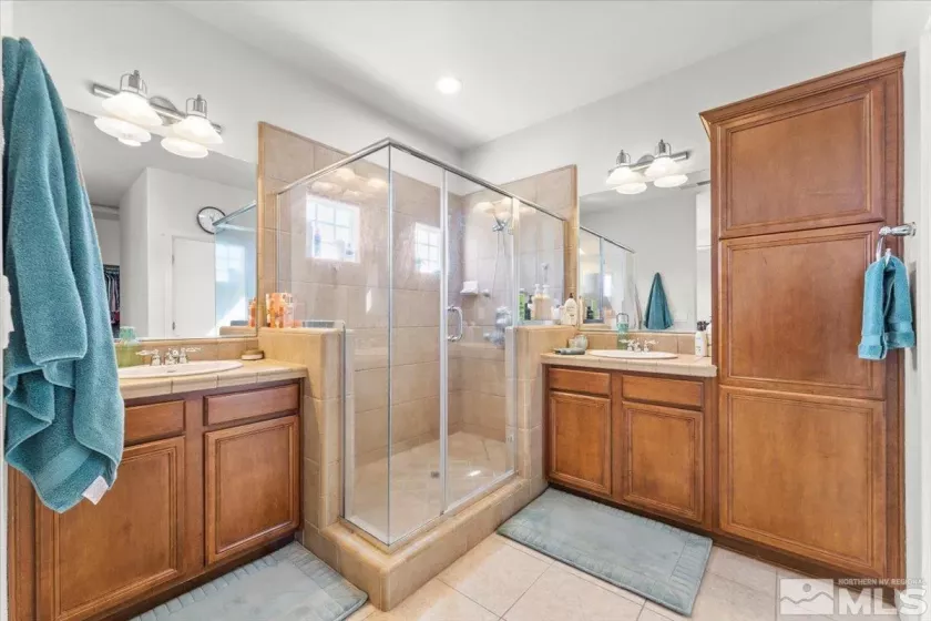 1323 Par Three, Sparks, Nevada 89436, 2 Bedrooms Bedrooms, ,2 BathroomsBathrooms,Residential,Residential,Par Three,250005041