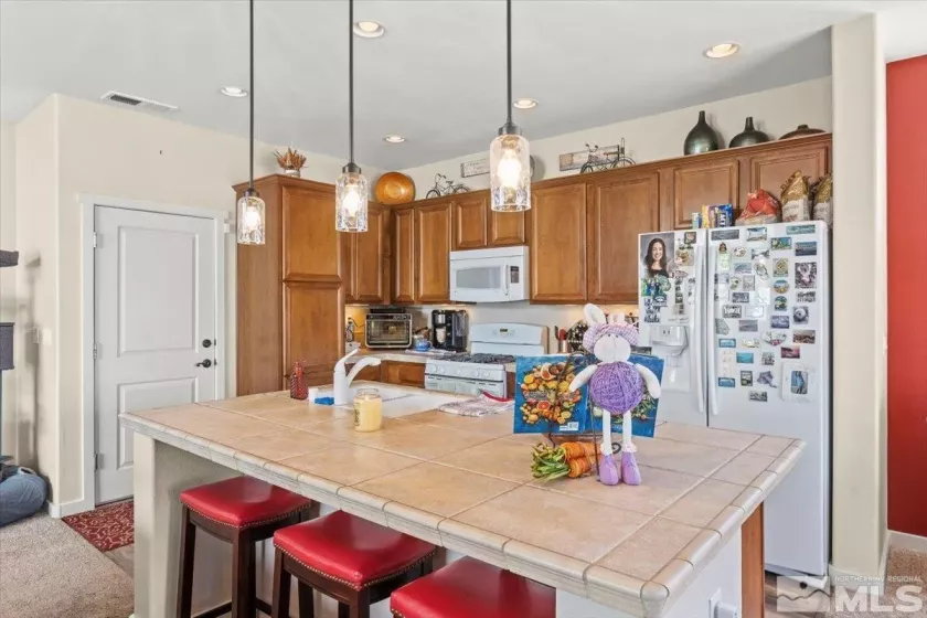 1323 Par Three, Sparks, Nevada 89436, 2 Bedrooms Bedrooms, ,2 BathroomsBathrooms,Residential,Residential,Par Three,250005041