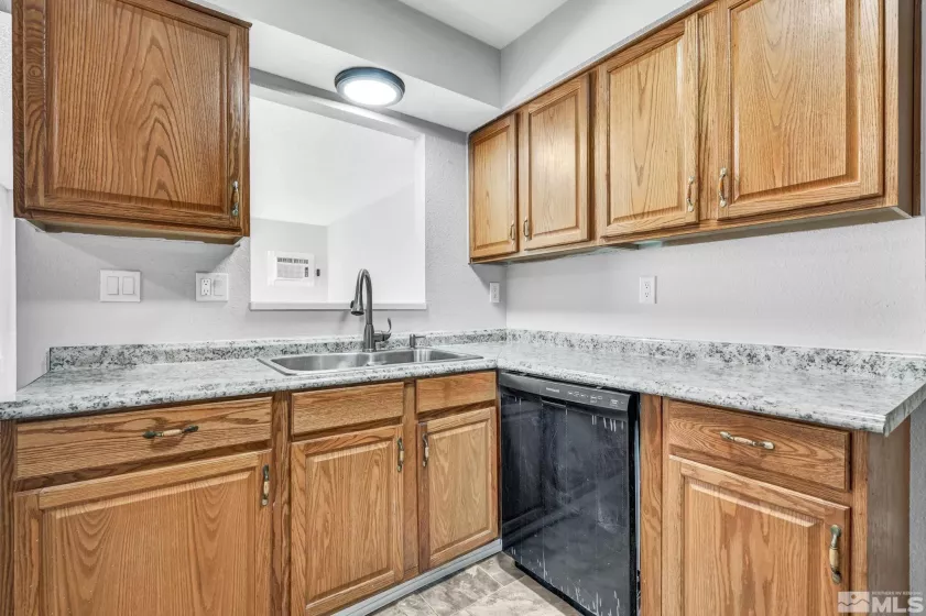 6735 Peppermint, Reno, Nevada 89506, 3 Bedrooms Bedrooms, ,2 BathroomsBathrooms,Residential,Residential,Peppermint,250005038