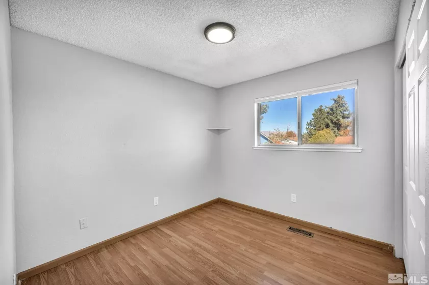 6735 Peppermint, Reno, Nevada 89506, 3 Bedrooms Bedrooms, ,2 BathroomsBathrooms,Residential,Residential,Peppermint,250005038
