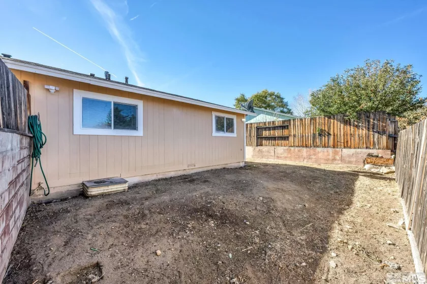 6735 Peppermint, Reno, Nevada 89506, 3 Bedrooms Bedrooms, ,2 BathroomsBathrooms,Residential,Residential,Peppermint,250005038